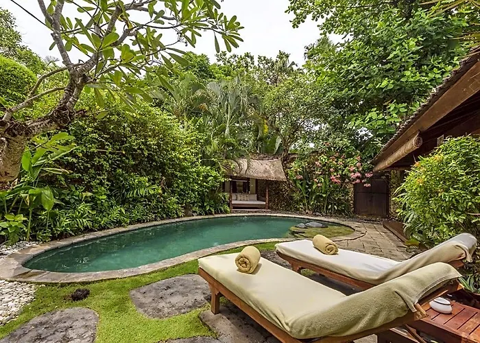 Kubu Villa *