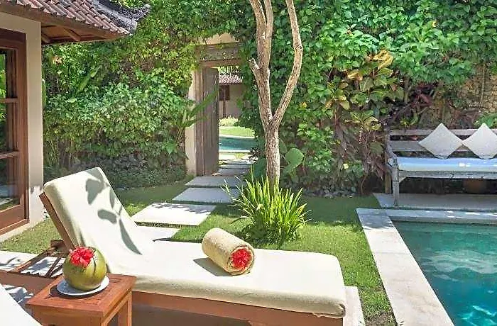 Kubu Villa