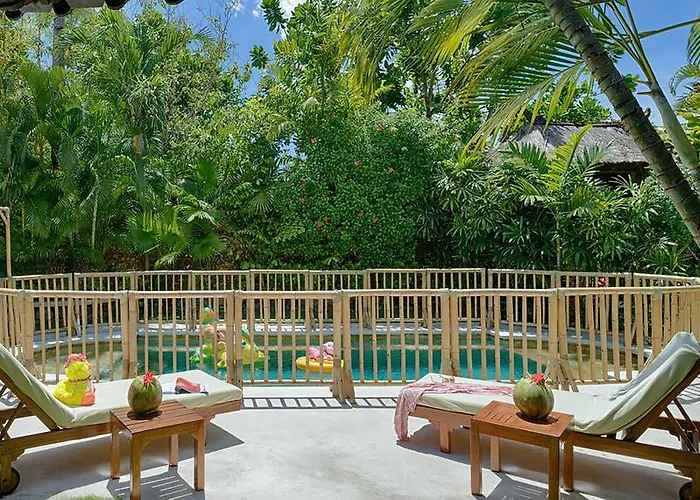 Kubu Villa