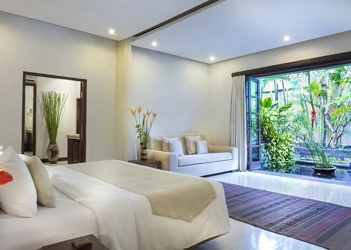 Kubu Villa
