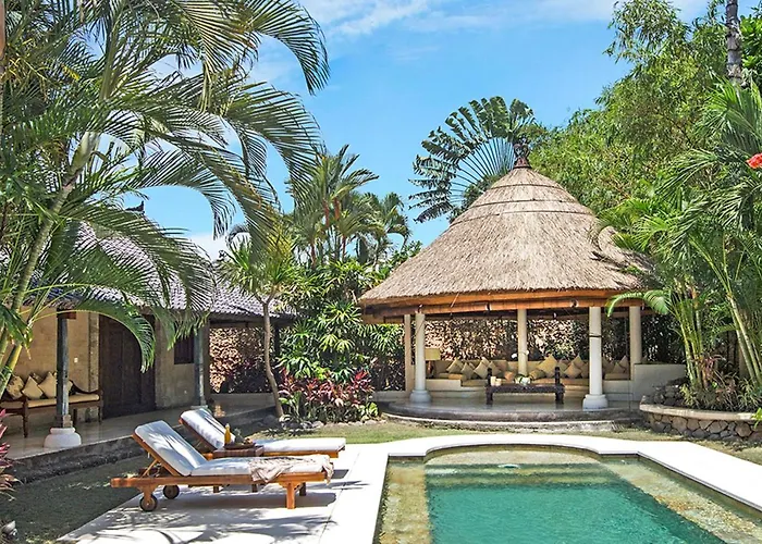 Kubu Villa