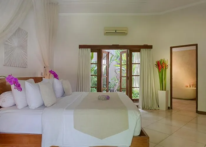 Kubu Villa