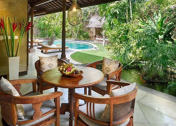 Kubu Villa